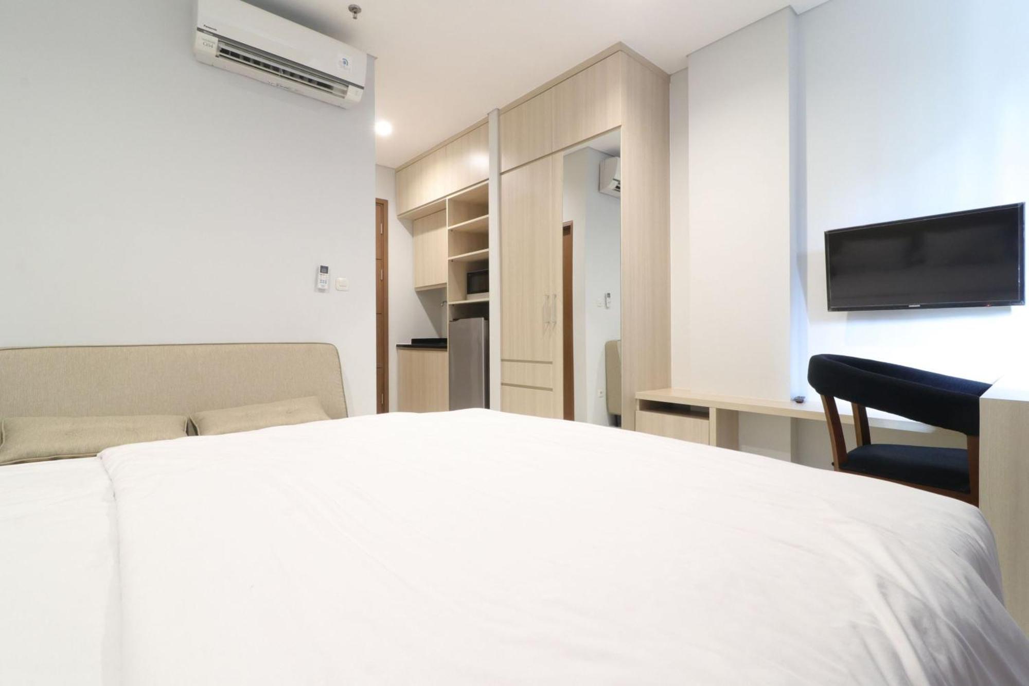 Mendjangan Residence Giacarta Esterno foto